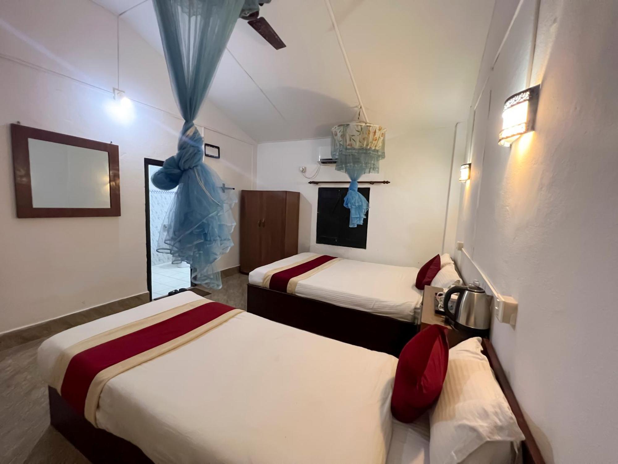 Ama Garden Sauraha 호텔 외부 사진