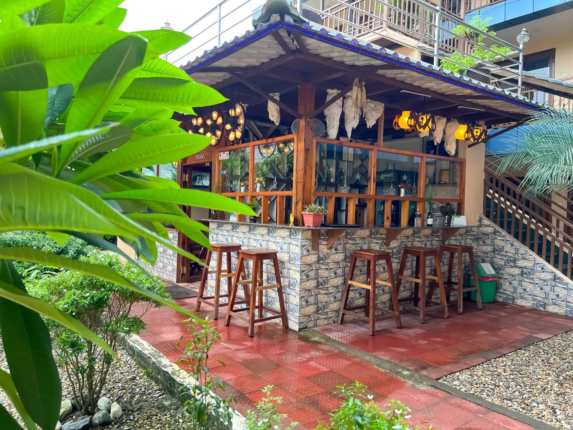 Ama Garden Sauraha 호텔 외부 사진