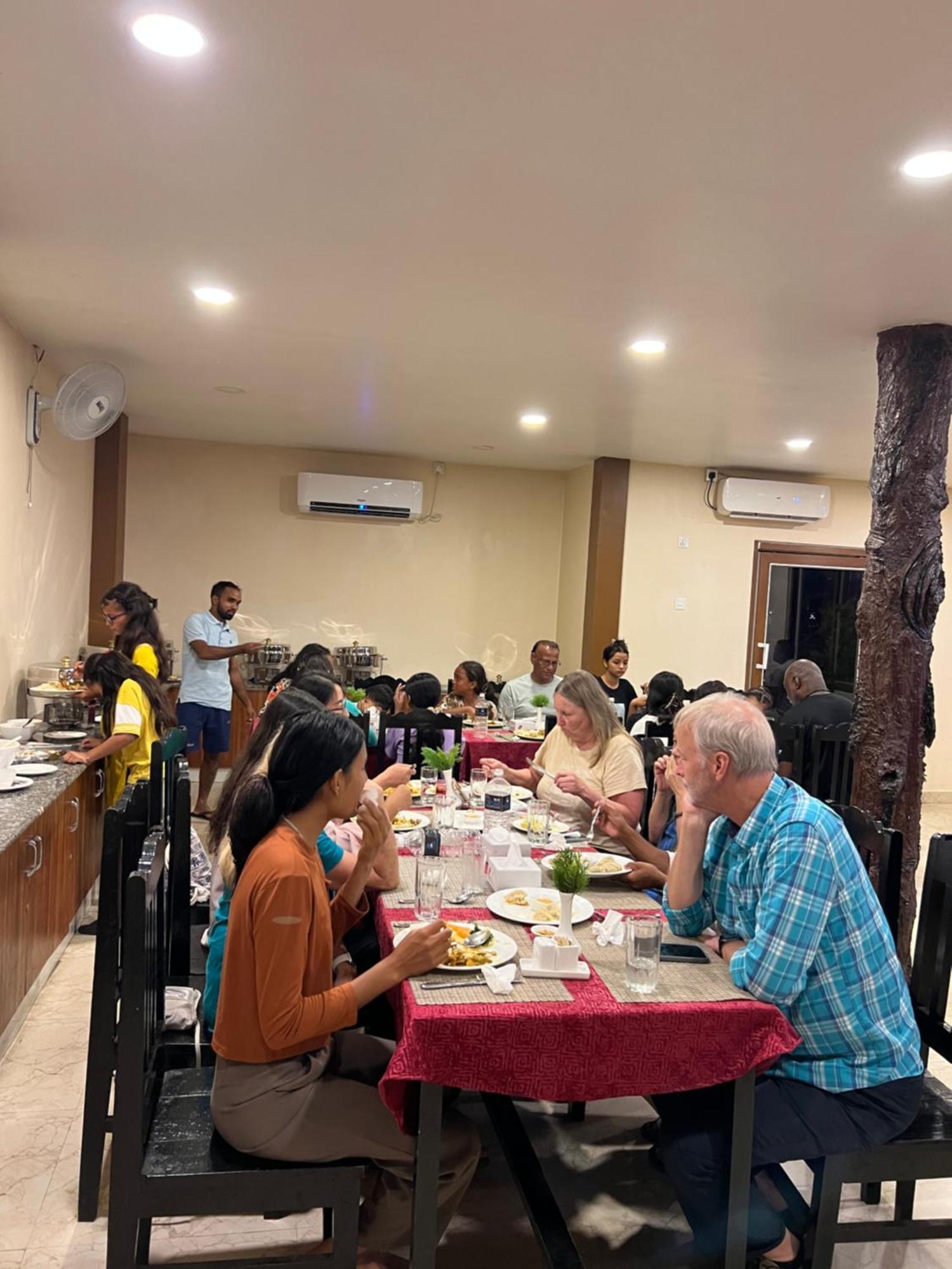 Ama Garden Sauraha 호텔 외부 사진
