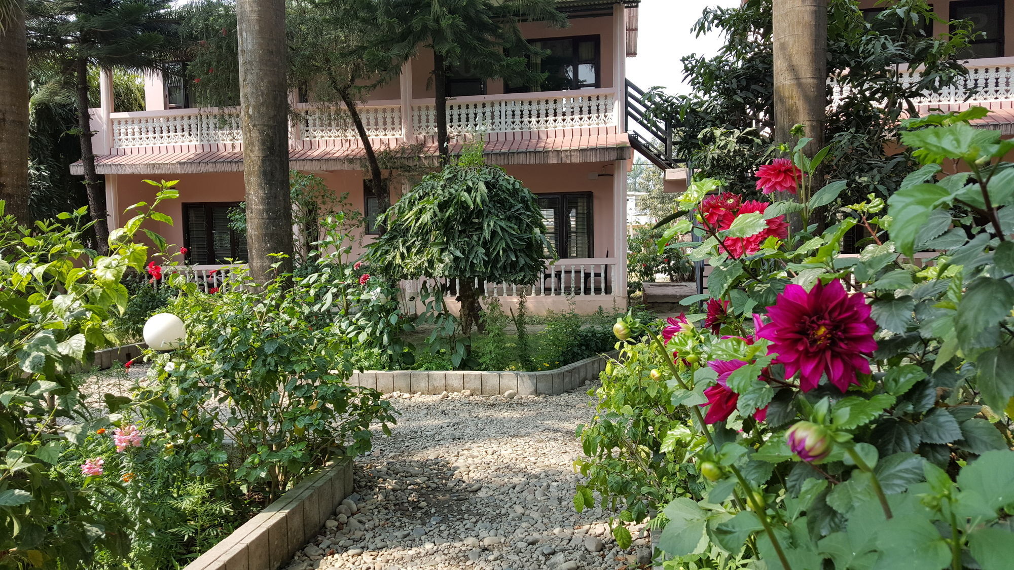 Ama Garden Sauraha 호텔 외부 사진