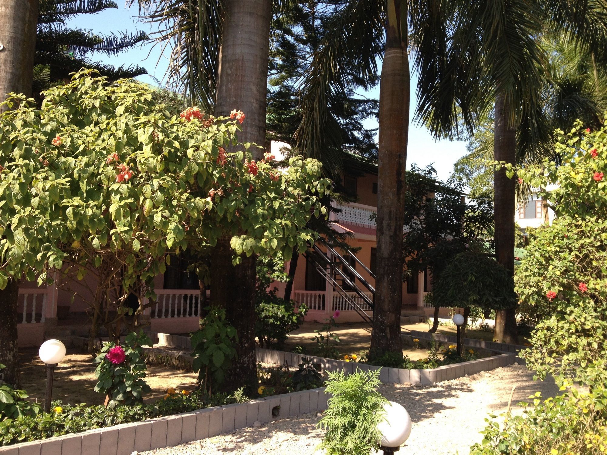 Ama Garden Sauraha 호텔 외부 사진