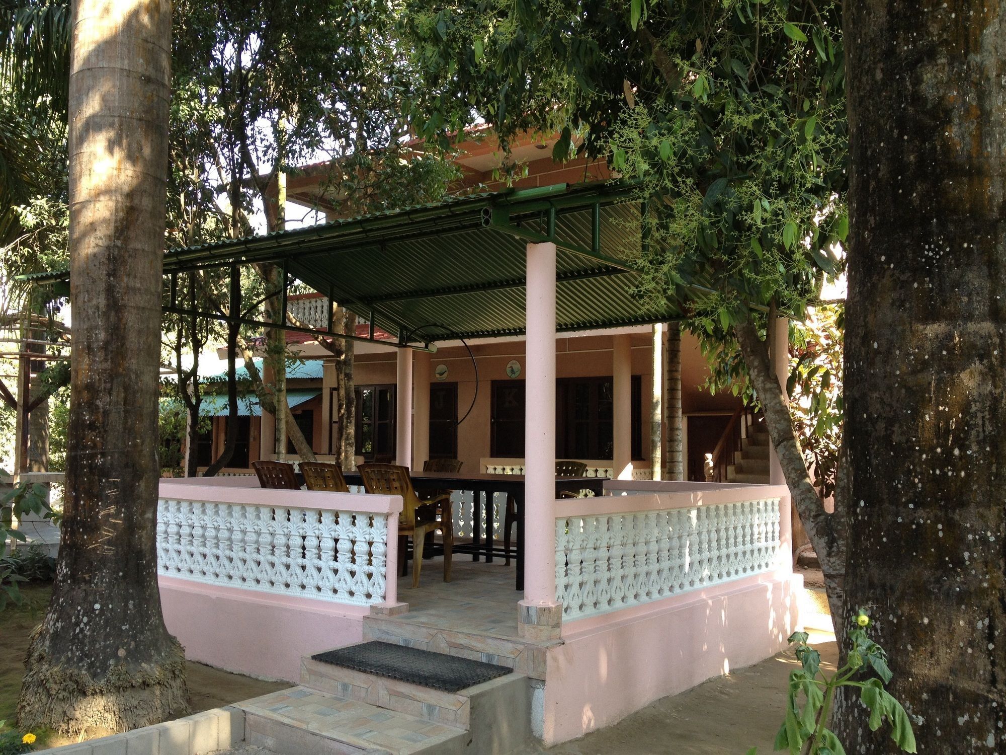 Ama Garden Sauraha 호텔 외부 사진